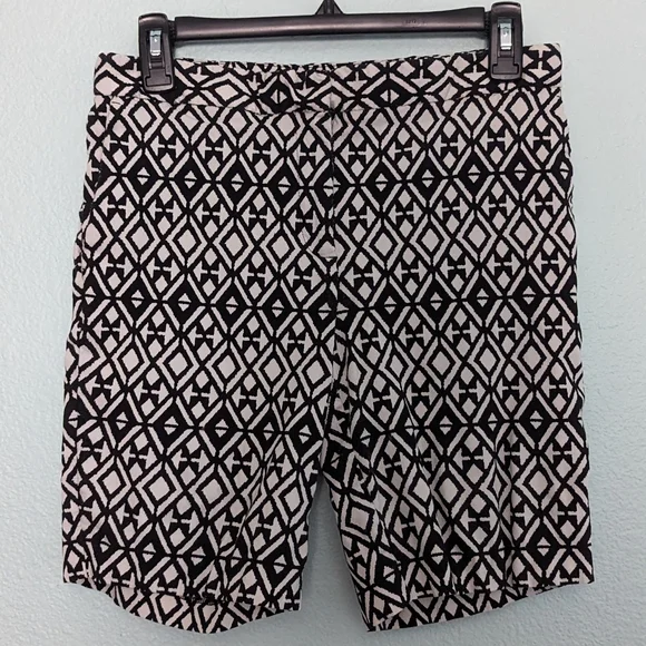 Mario Serrani Italy Shorts, Size 6 - Picture 2 of 6